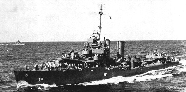 DD-351_MacDonough3.jpg (137260 bytes)